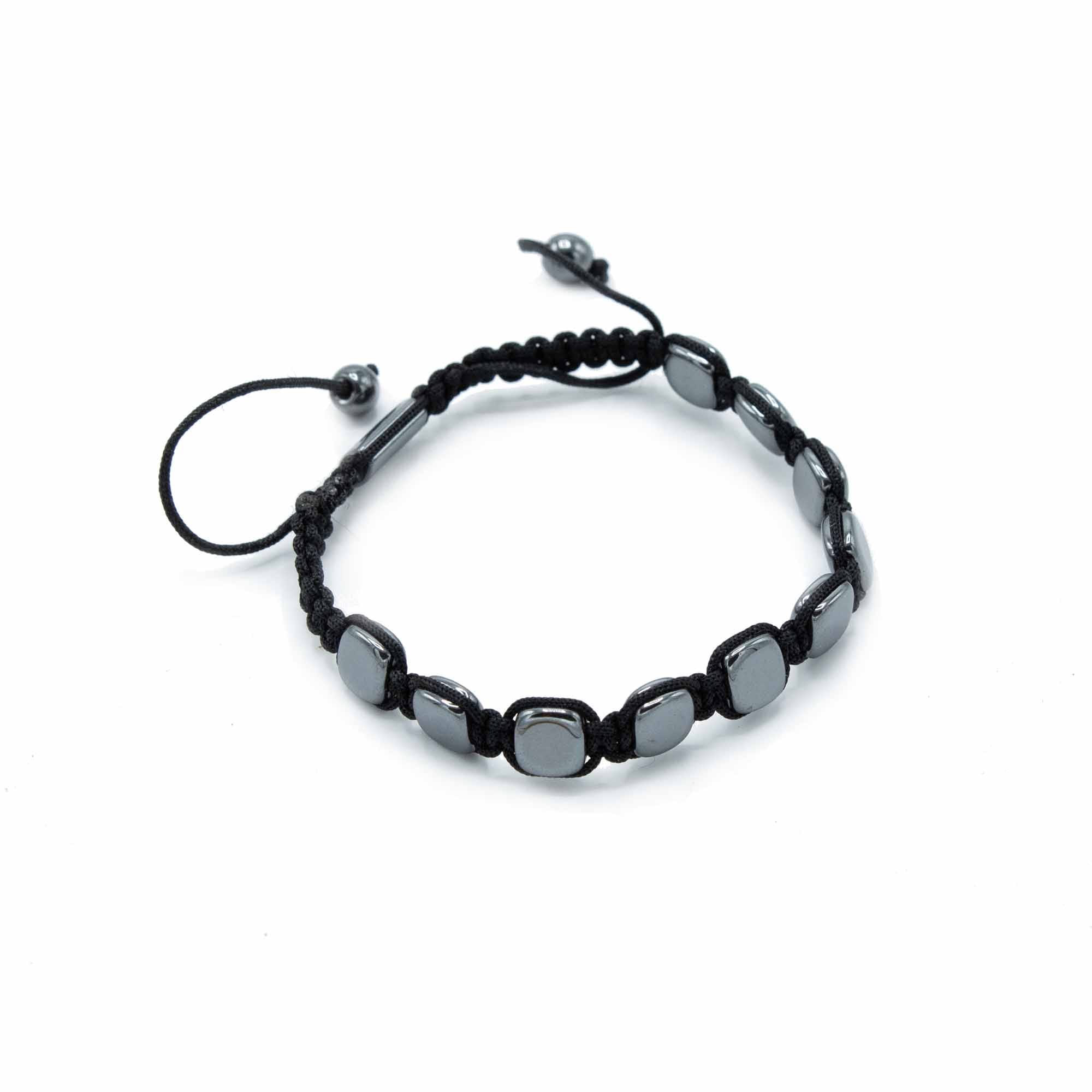 216805 Detail guľôčok hematitu na magnetickom hematitovom náramku Shamballa