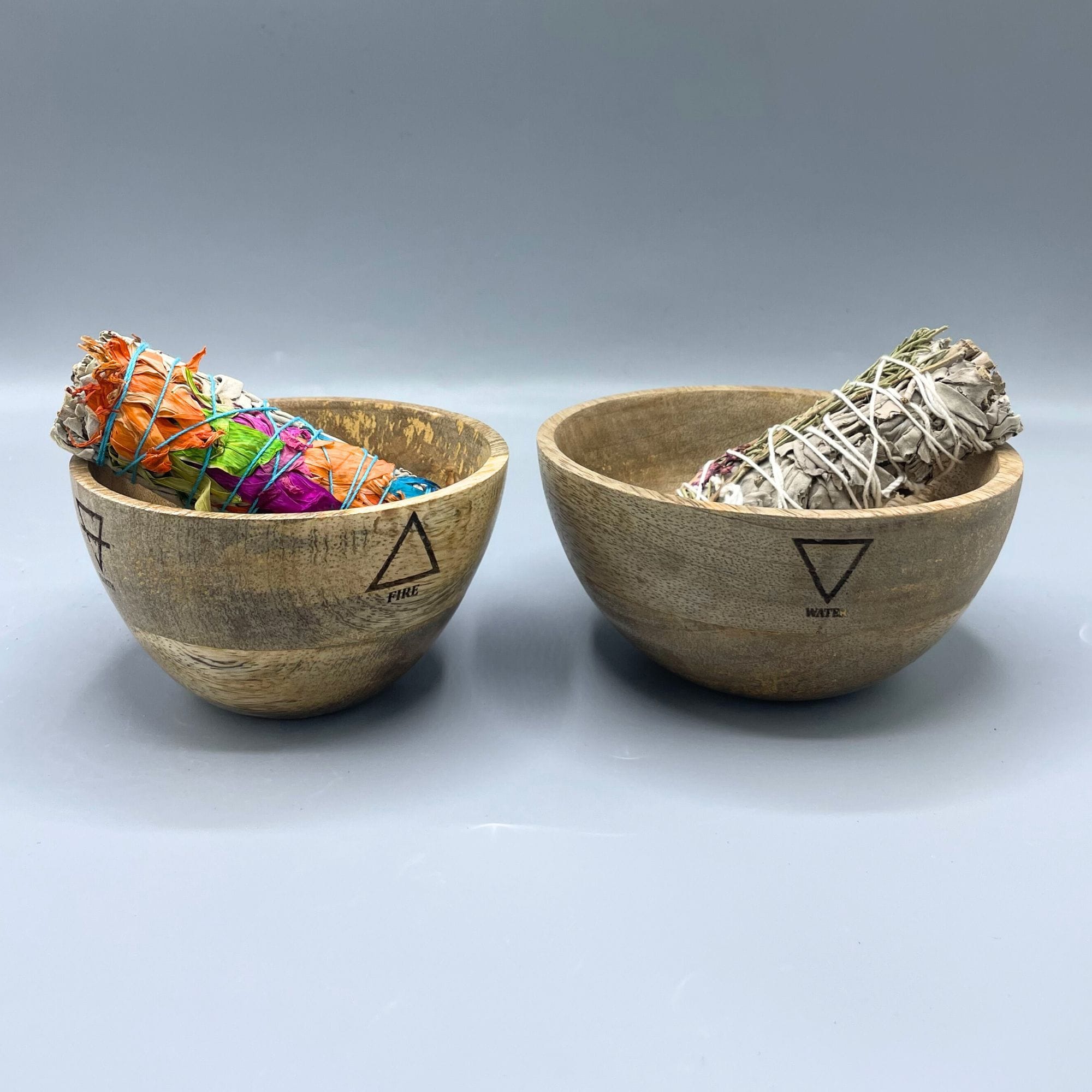 233468 Rituálna miska z indického mangového dreva – Strom života, 12 × 7 cm